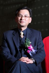 李晶
